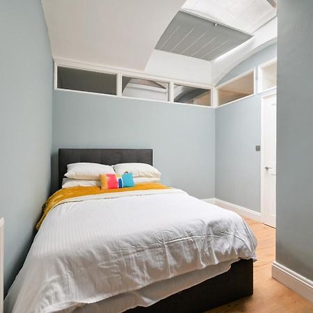 Cozy Hideaway In South Ken! Apartment ลอนดอน ภายนอก รูปภาพ
