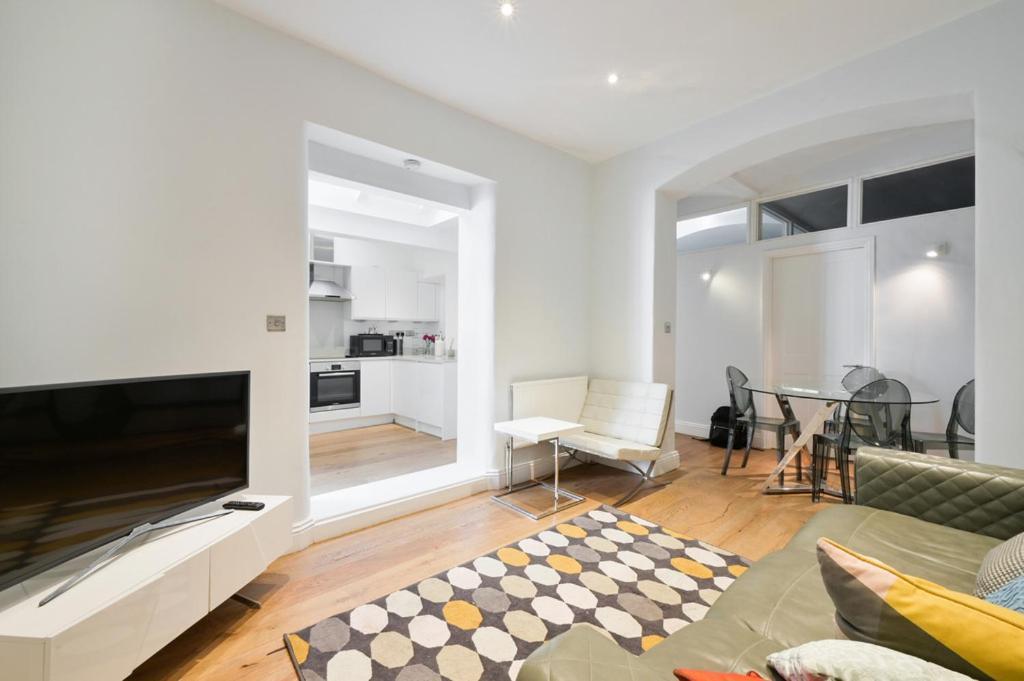 Cozy Hideaway In South Ken! Apartment ลอนดอน ภายนอก รูปภาพ